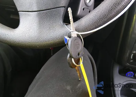 2007 Pontiac G5 z USA, uszkodzony, nr VIN 1G2AL15F577316143